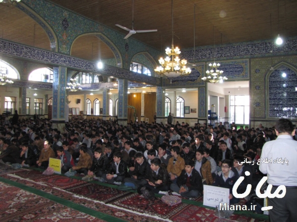 جشن تکلیف دانش آموزان شهر میانه برگزار شد +تصاویر