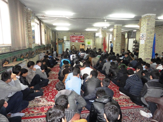   دانش آموزان بسیجی دبیرستان هدف با عزاداری به پیشواز اربعین حسینی رفتند