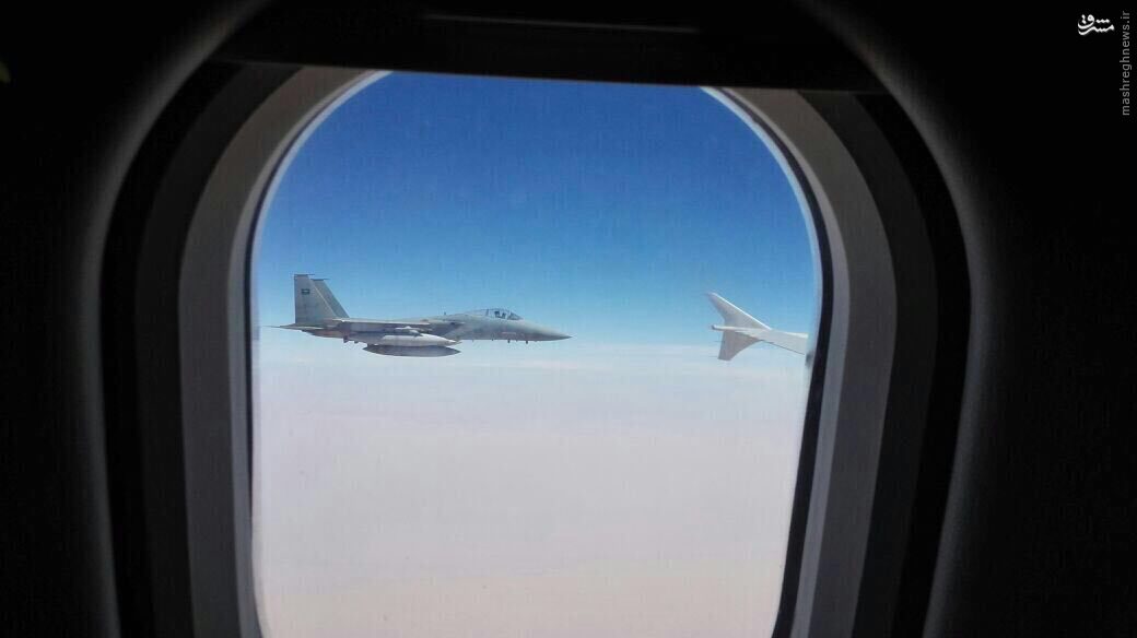 عکس/ جنگنده سعودی در کنار هواپیمای کمک‌رسان ایران