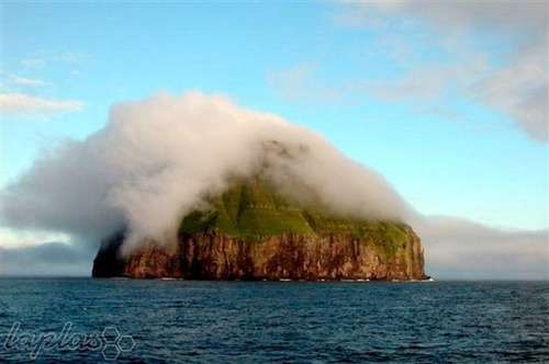 جزیره همیشه ابری